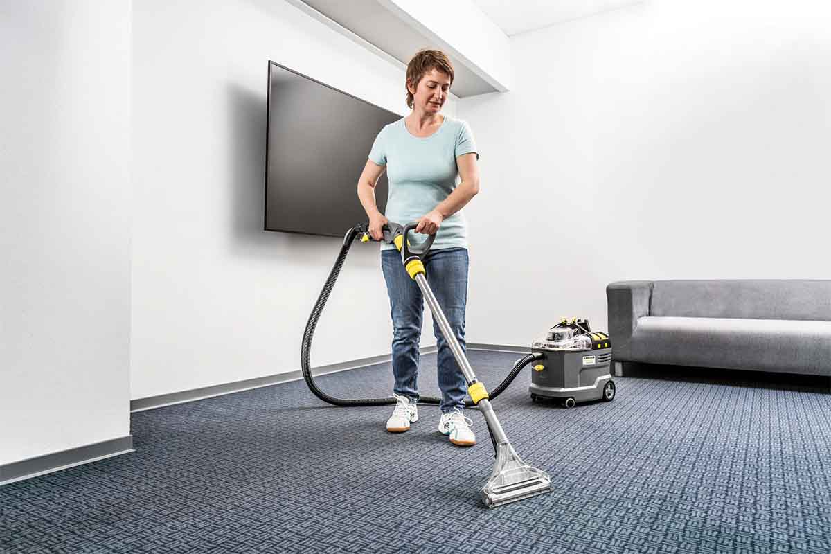 Karcher Pro Puzzi 400 Carpet Cleaner